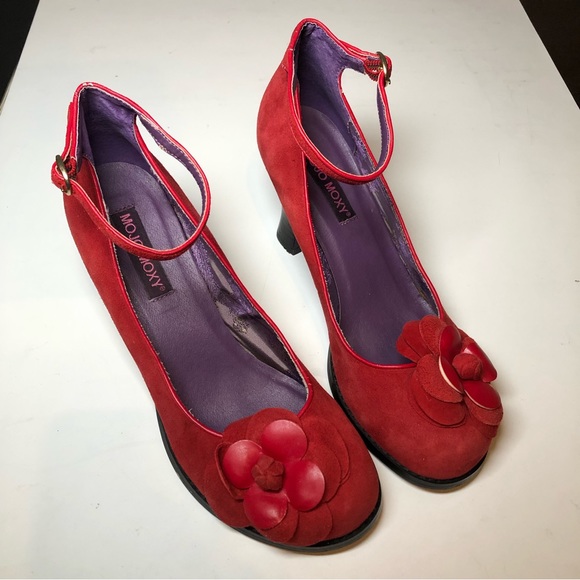 Mojo Moxy Suede Heels 👠 - Picture 2 of 4